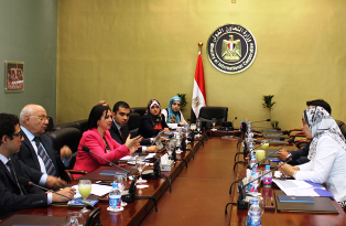 وزارة التعاون الدولى تبحث مع ممثلى الأمم المتحدة تقرير مكافحة الفساد وأثره على مصر