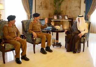 الأمير خالد الفيصل يطلع على خطة الدفاع المدني لموسم حج هذا العام