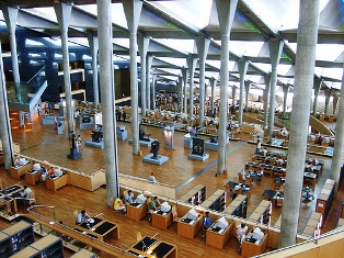 نماذج التخطيط المستقبلي والاستشراف الاستراتيجي ب مؤتمر(مستقبل المجتمعات العربية)