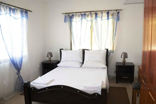 Seychelles Tourism Minister visits -Chez Odet… a home away from home in the English River District of Mahe