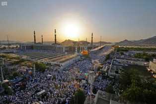 ضيوف الرحمن ينفرون بسلامة الله دون مشكلات من عرفات إلى مزدلفة