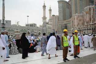 الدفاع المدني يخصيص 80 نقطة تمركز داخل وخارج الحرم في وداع ضيوف الرحمن