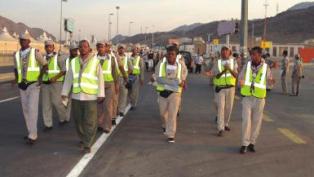 المشرف على معسكرات الخدمة العامة يًعلن نجاح خطة الكشافة في الحج