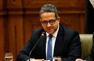 العنانى يفتتح مؤتمر (طيبة في الألفية الأولى) بالاقصر