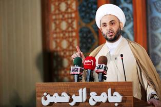 العراق: خطيب جمعة بغداد يدعو الشعب العراقي الى الوقوف في وجه من يريد تقسيم البلد وتفتيته