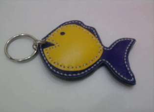 ورشة تعليم منتجات وتقنيات الجلد الطبيعي في بيت السناري