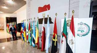 قاعة المؤتمرات بشرم الشيخ تستقبل المشاركين في (احتفالية البرلمان المصرى)