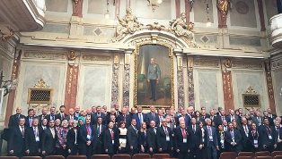 الأمير سلطان بن سلمان يشارك فى مؤتمر مستكشفى الفضاء بفيينا