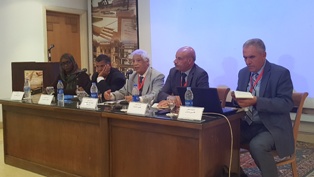 جذورنا تراثية في ثقافتنا الشعبية بالملتقى( رؤى وتحولات )بالأعلى للثقافة