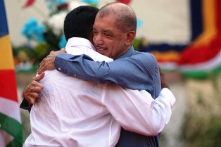The start of a new chapter - Seychelles President Danny Faure sworn into office