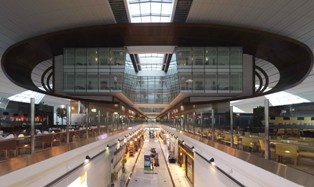 مطار دبي الدولي يضم أول مركز بيانات معياري في العالم من المستوى الثالث