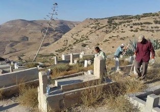 اغلاق مقبرة نوح الاسلامية والمقبرة المسيحية بالكرك