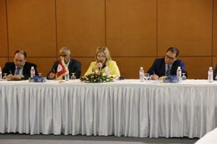وزيرة سياحة تونس تؤكد على أهمية التأشيرة الالكترونية (Evisa )