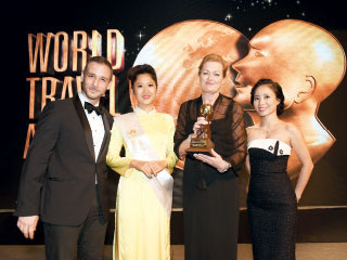 الاتحاد للطيران تفوز بأفضل صالة في آسيا وأستراليا