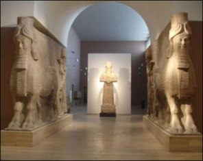 السفير اﻻردني يزور المتحف العراقي وقاعة الفن الحديث في وزارة الثقافة