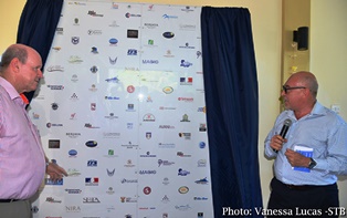 Minister for Tourism and Culture Alain St.Ange has met the Seychelles Ambassadors and consuls