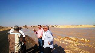 بالصور ..السيول والأمطار الرعدية تضرب الطرق و المحافظات والمدن الساحلية المصرية