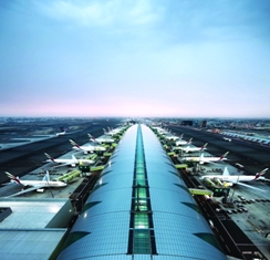 مطار دبي الأفضل بالشرق الاوسط