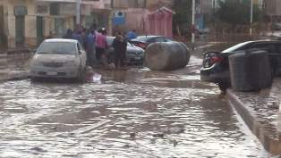 مجلس الوزراء يخصص 580 وحدة سكنية للمتضررين من السيول برأس غارب