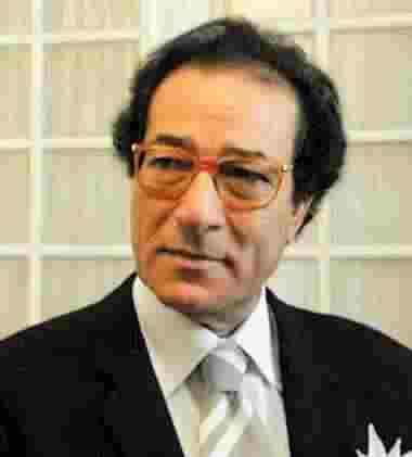 العثور على باب أثرى من الجرانيت بالأقصر يعود تاريخه الى أوسر وزير الملكة حتشبسوت