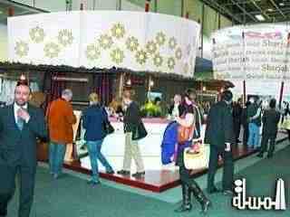 اقبالا كبيراً على جناح الشارقة بمعرض سوق السفر العربي 2011