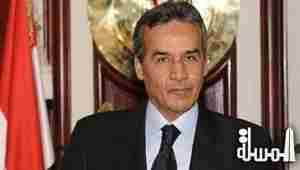 وزير الطيران: تنفيذ المطالب فى حدود الامكانيات من خلال لجان لحل مشكلات العاملين بالملاحة الجوية