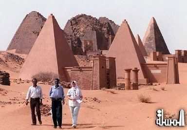 تطوير قطاع السياحة بالسودان من أهداف البرنامج الثلاثى