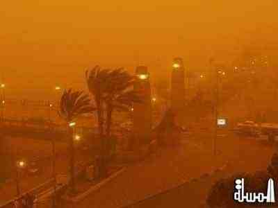 عاصفة ترابية تتسبب فى توقف حركة الطيران بمطار الخرطوم