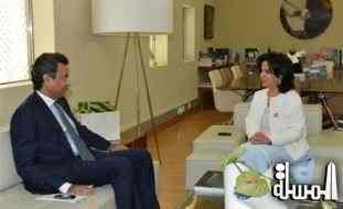 وزيرة الثقافة تبحث مع مطار البحرين دعم فرص الترويج الثقافى والسياحى للمملكة