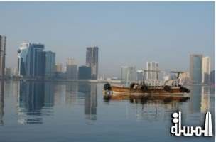 سياحة الشارقة تناقش مع القطاع الفندقي بالإمارة العروض الصيفية