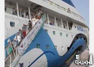 الشارقة تفتتح موسم سياحة الرحلات البحرية