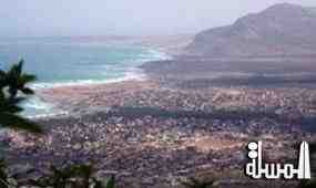 محافظ سقطرى يبحث الوضع السياحي في أرخبيل سقطرى