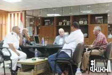 محافظ جنوب سيناء يشدد على ضرورة الانتهاء من انجار السدود والبحيرات بنويبع  فى اسرع وقت