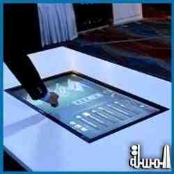 سياحة الشارقة تزود منشآت الإمارة الفندقية بشاشات تفاعلية تعمل باللمس