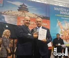 فلسطين تحصد جائزة أفضل جناح بمعرض السياحة الدولي