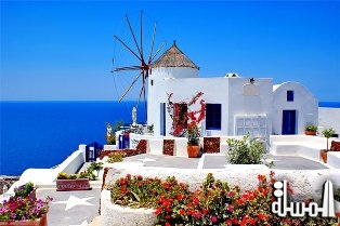 اليونان تفوز بحصة السياح الملغاة الى تركيا