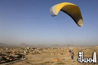 الطيران الشراعي في رأس الخيمة وجهة سياحية استثمارية