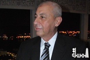 محافظ أسوان يلتقي وفدا سياحيا أمريكيا