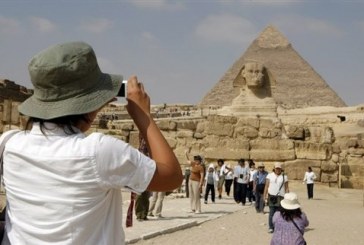 أول قرار إيجابي لصالح السياحة .. يصدره الوزير؟ بقلم جلال دويدار