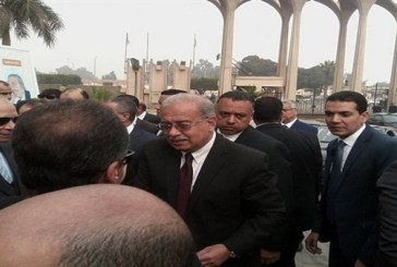 رئيس الوزراء ووزير الثقافة يفتتحان معرض الكتاب