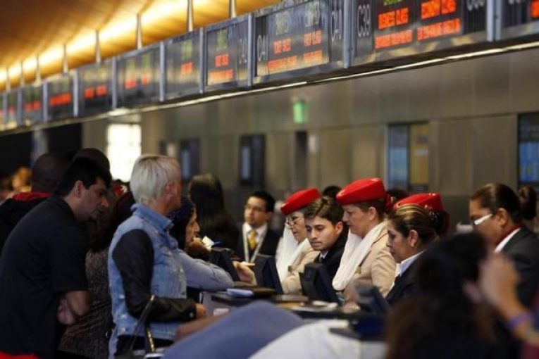 كشفت شركة الاتحاد للطيران أنها سجلت نمواً سنوياً بنسبة 5.11% في عدد الركاب على رحلاتها العام الماضي إلى 18.5 مليون مسافر بزيادة 900 ألف مسافر مقارنة بنحو 17.6 مليون مسافر في 2015