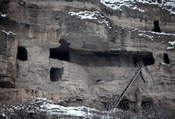 سياحة تركيا تفتتح مغارة فريجيا التي بنيت قبل الميلاد بـ 1200 عام أمام السيّاح