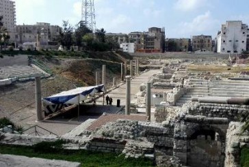 العنانى يناقش سبل إعادة المناطق الاثرية بالاسكندرية على خريطة السياحة العالمية