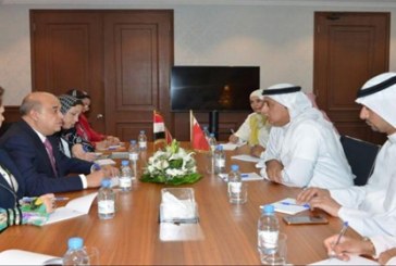 وزير السياحة البحرينى يبحث مع نظيره المصرى 