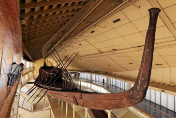 رئيس قطاع الآثار المصرية يتفقد مشروع مركب خوفو الثانية بمنطقة الاهرامات