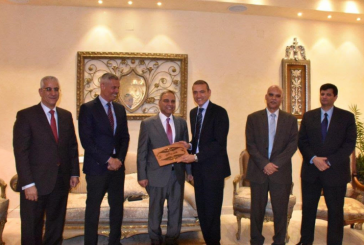 مصرللطيران تكرم عدد من مهندسي الصيانة ومركز العمليات الجوية لإرتفاع معدل انتظام تشغيل رحلاتها