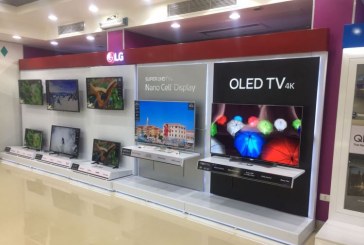 حجازى وحطبة يفتتحان فرع شركة الأزياء الحديثة بأسوان بعد تطويره بتكلفة 13 مليون جنيه