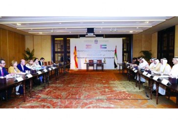  بحث تطبيق «الحرية الخامسة» بالطيران بين الإمارات و إسبانيا