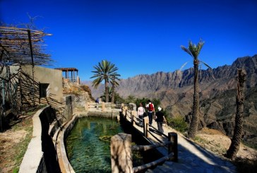 السلطنة تجذب السياح اليها بأنماطها السياحية المتعددة