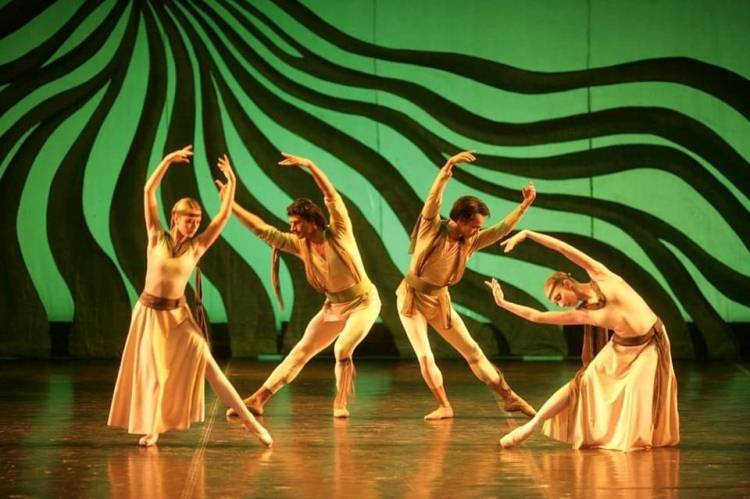 ٢٠ دولة عربية واجنبيه تحتفل ب30 سنة علي انشاء الاوبرا المصرية الجديدة